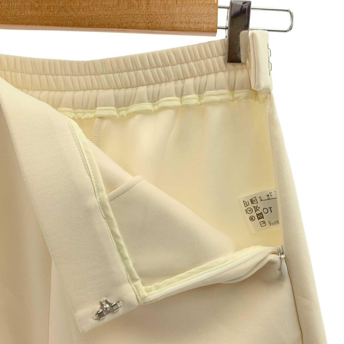 IIROT / イロット ライト スポンジ ジョガーパンツ