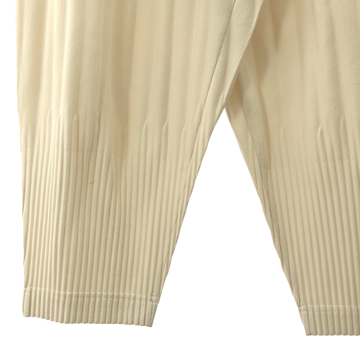 HOMME PLISSE ISSEY MIYAKE / オムプリッセイッセイミヤケ プリーツ テーパード パンツ