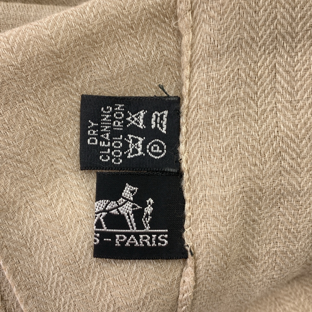 HERMES / エルメス カシミヤ フリンジ ヘリンボーン 大判 ストール マフラー / ユニセックス