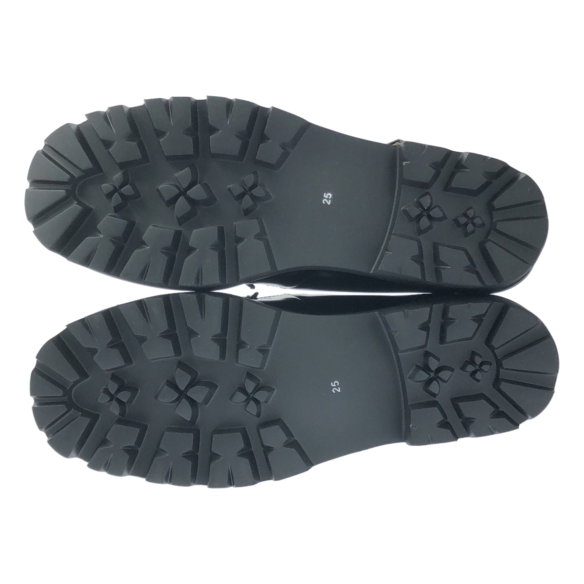 KURASHI&Trips PUBLISHING / 北欧暮らしの道具店 「つま先踊る、大人の相棒」こだわりソールのTストラップシューズ 牛革