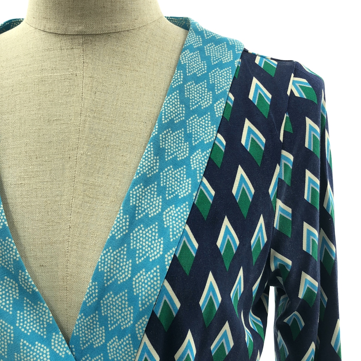 DIANE VON FURSTENBERG / ダイアンフォンファステンバーグ シルク ジオメトリック ハーフスリーブ カシュクールワンピース