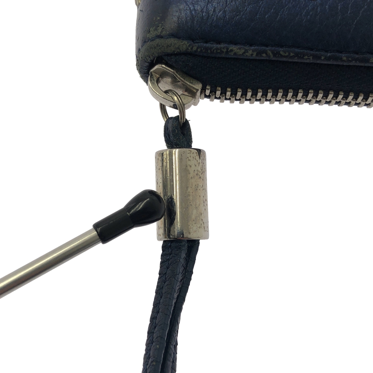 JIMMY CHOO / ジミーチュウ ロックスタッズ ラウンドジップ ロングウォレット / 財布