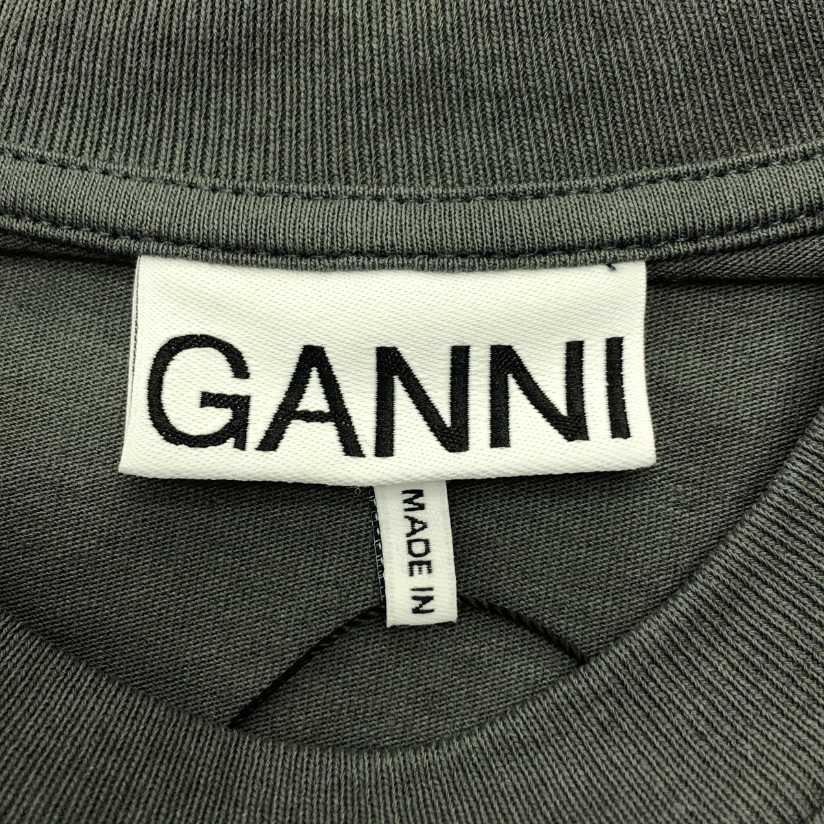 Ganni / ガニー グラフィックロゴ 刺しゅう Tシャツ