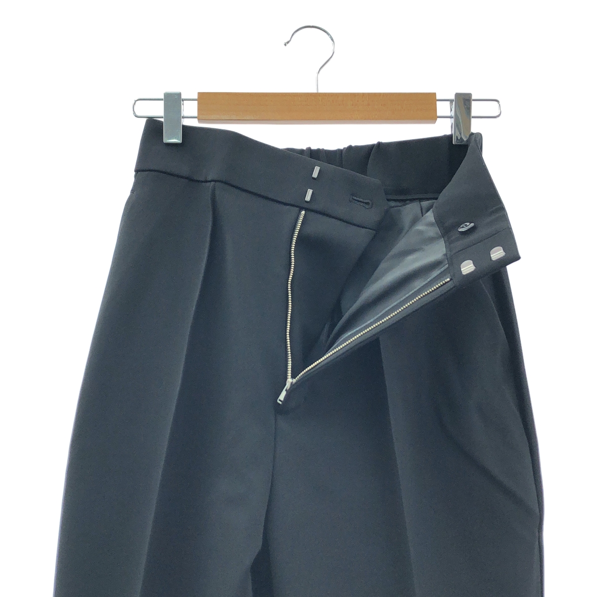 yori / ヨリ カメリアストレッチドレスパンツ