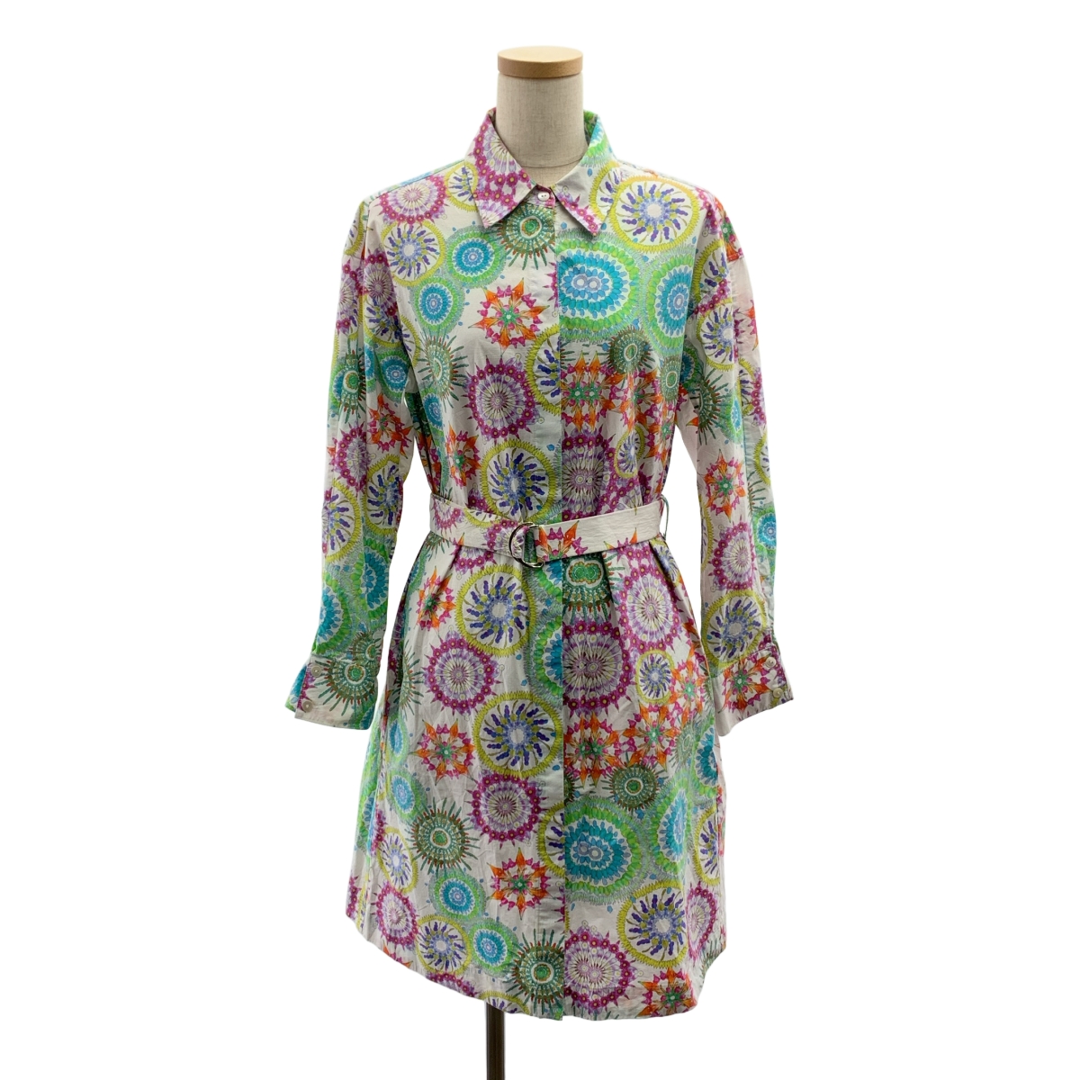 VIVIENNE TAM / ヴィヴィアンタム