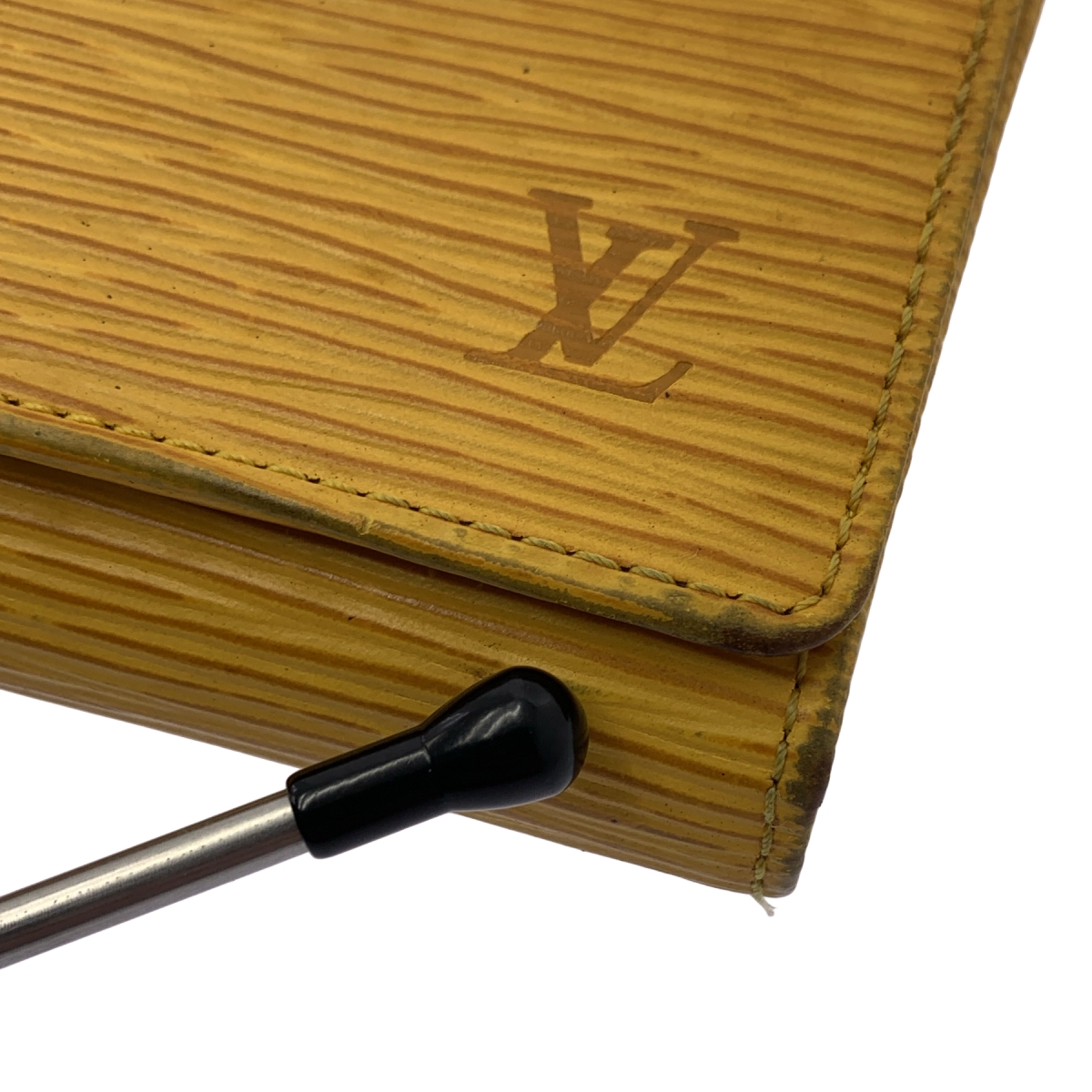 Louis Vuitton / ルイヴィトン エピ ポルトモネ・ビエ・トレゾール L字ジップ 二つ折り財布 レザー ウォレット