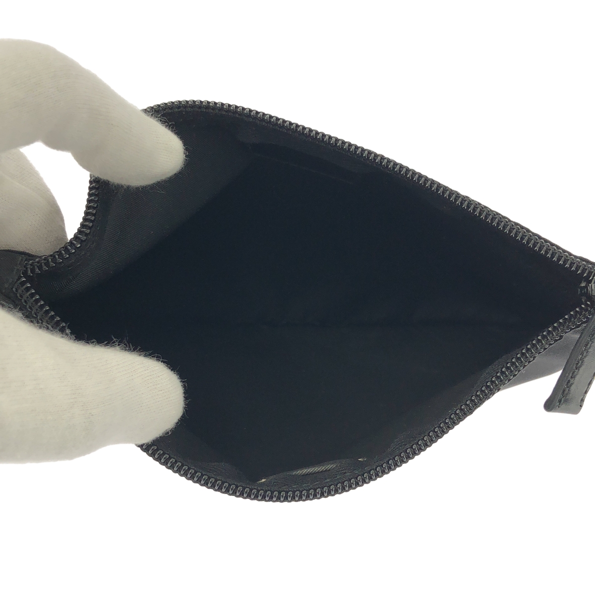 PRADA / プラダ トライアングル 三角プレート ナイロン ポーチ / 1N0369