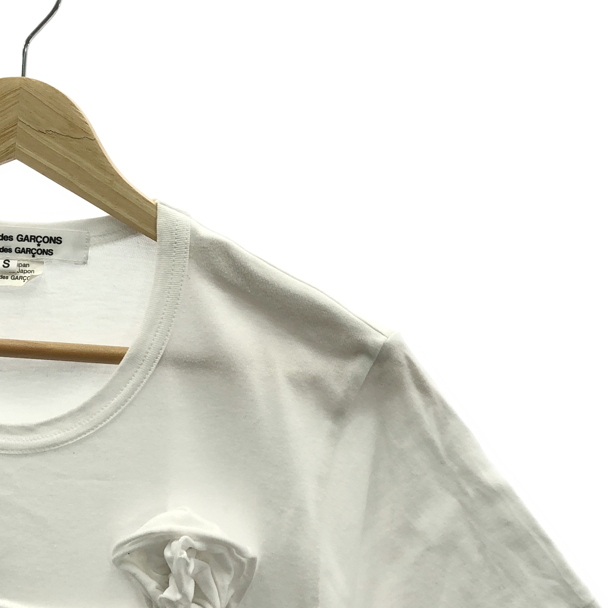 COMME des GARCONS COMME des GARCONS / コムコム フラワー 装飾 クルーネック Tシャツ カットソー