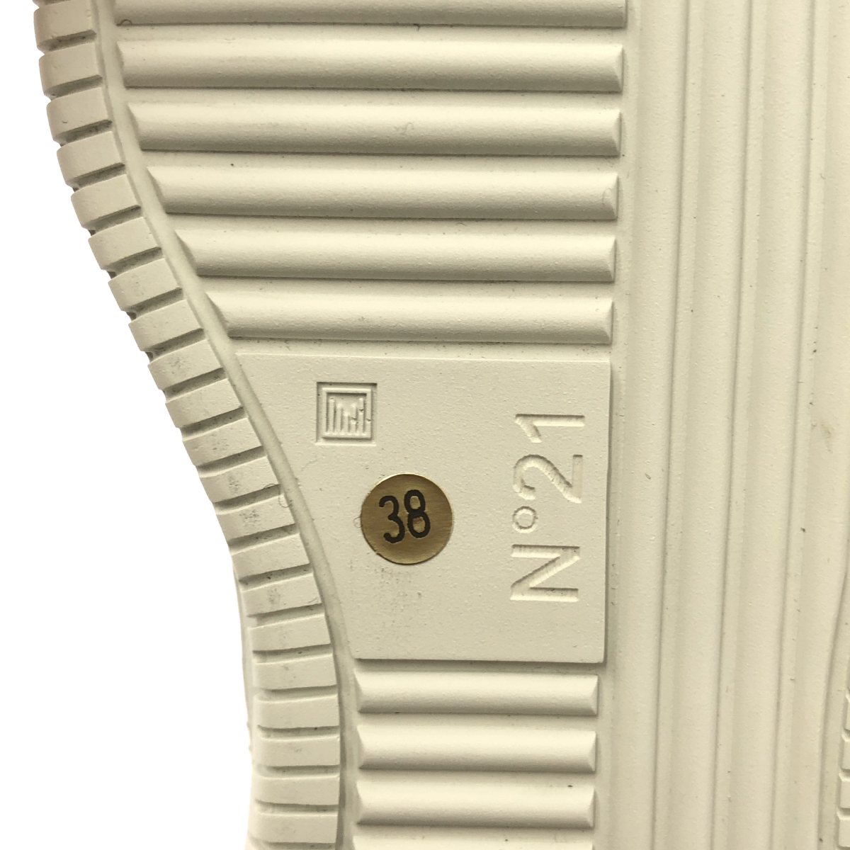 N°21 / ヌメロヴェントゥーノ ローカット ベルト スニーカー