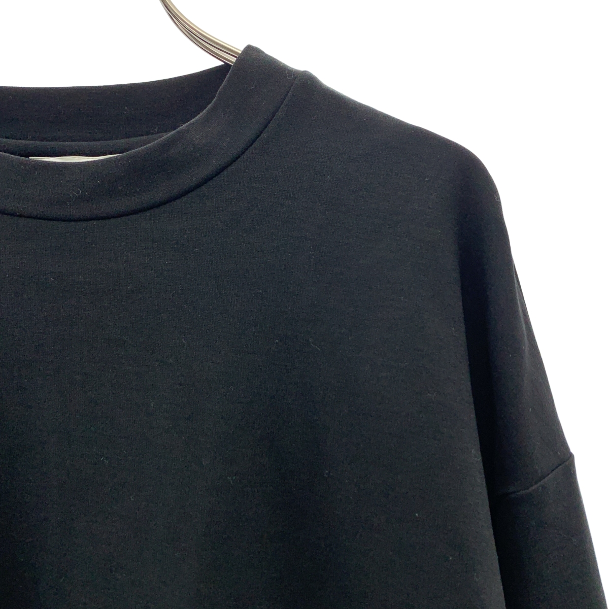 HYKE / ハイク サイドジップスリット クルーネック カットソー