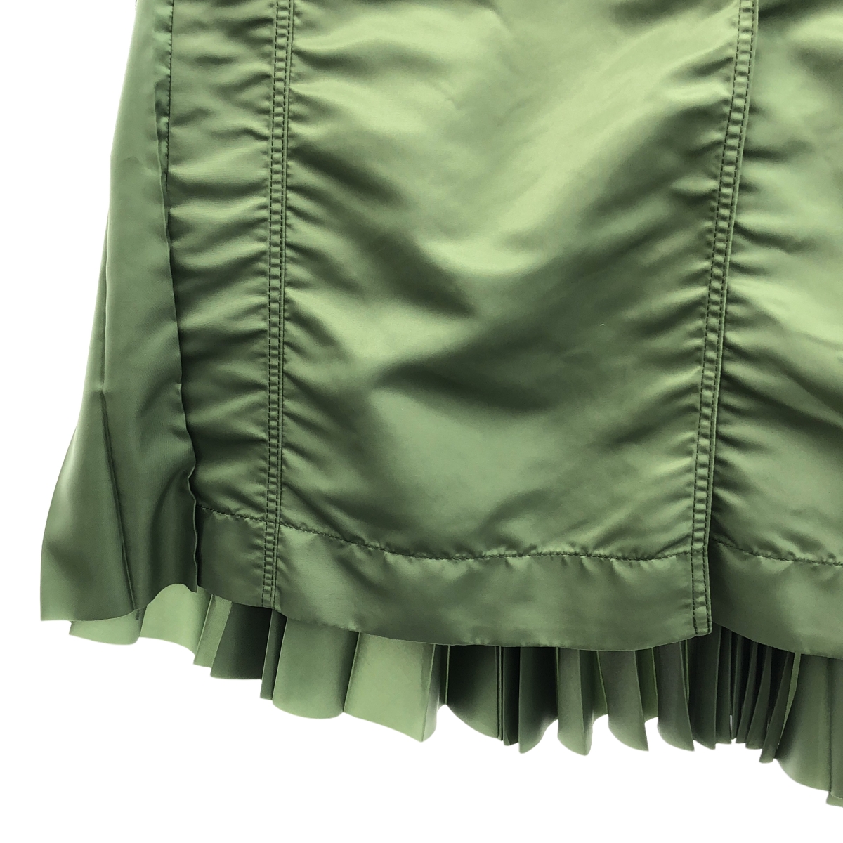 sacai / サカイ ナイロンツイル バックプリーツ スカート