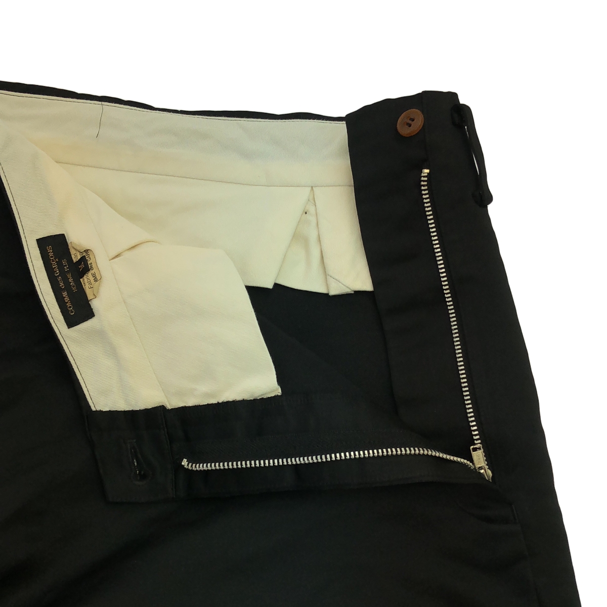 COMME des GARCONS HOMME PLUS / コムデギャルソンオムプリュス ポリエステル サテン シェイプドデザインスカート