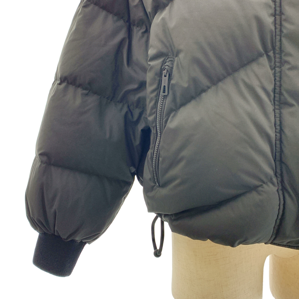 HERMES / エルメス セリエボタン ロゴジップ ドローストリング ダウン ジャケット フーディ