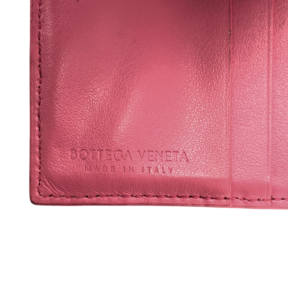 BOTTEGA VENETA / ボッテガヴェネタ イントレチャート 二つ折り 財布