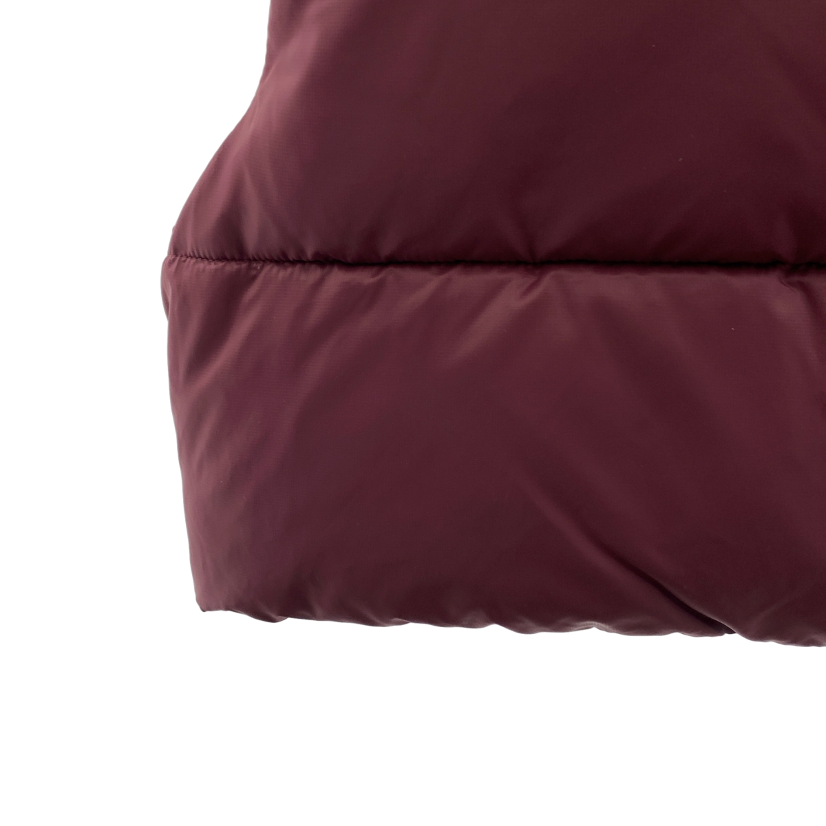 alo / アロー Cropped Gold Rush Puffer Vest クロップド パファーベスト