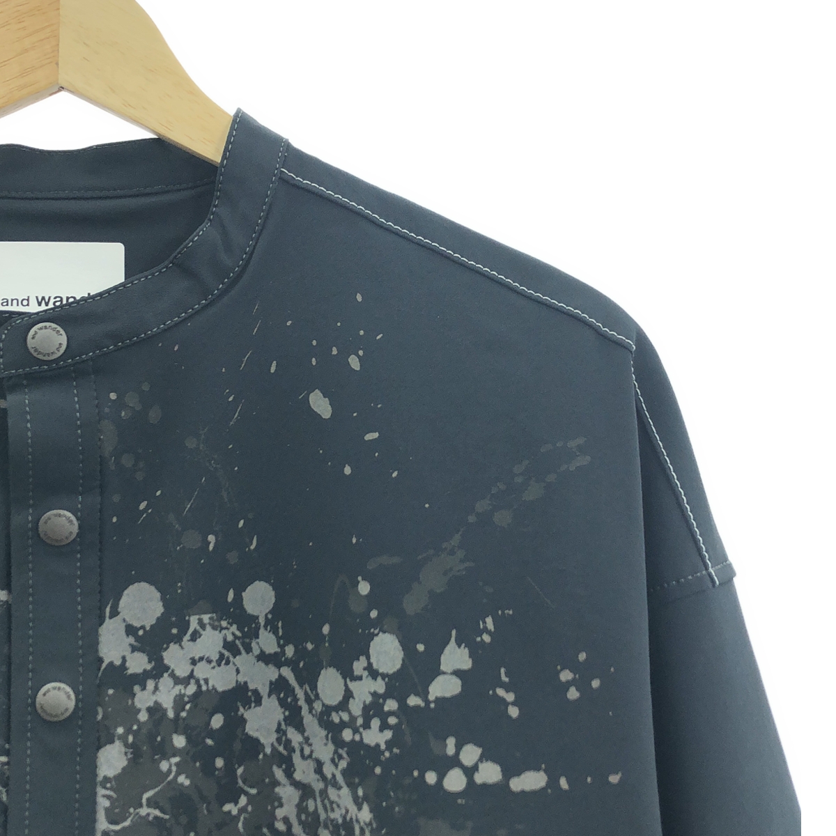 and wander / アンドワンダー ペイント プリント シャツ ワンピース